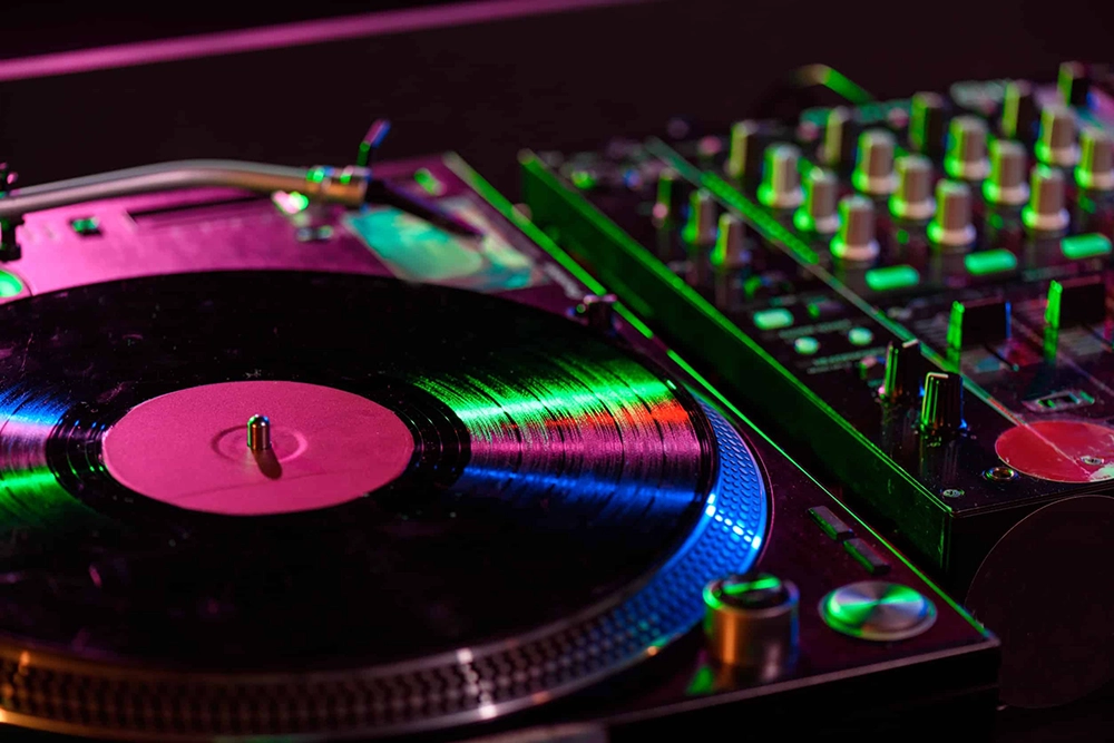Platine-vinyle-dj